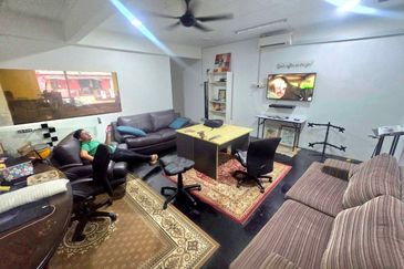 Jalan PJU 7/16b Mutiara Damansara