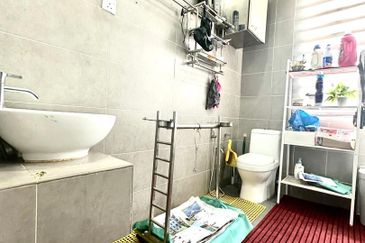 Avenue 4 Lake Valley