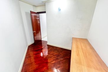 Suasana Sentral Condominium