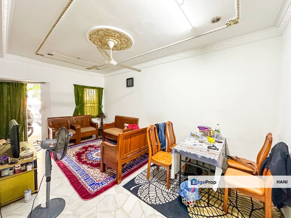 FREEHOLD 2 STOREY TERRACE @ TAMAN SELAYANG JAYA | RENOVATED | 3R2B , Selangor, Selayang