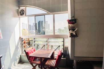 Sri Jelatek Condominium