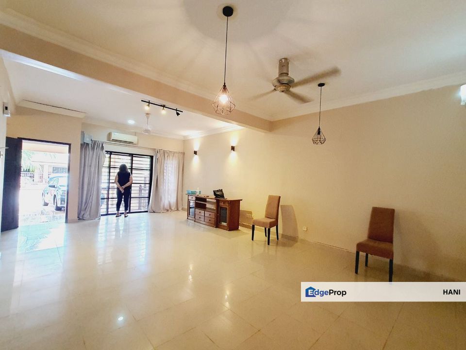 Renovated Double Storey Bukit Jelutong | Extended Kitchen | Freehold Non-Bumi, Selangor, Shah Alam