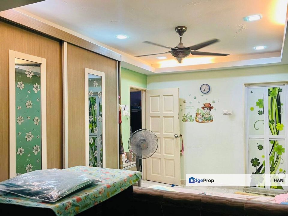 Fully Renovated FREEHOLD Double Storey Sri Gombak | RM100K Reno | Move-In Ready | RM495K Only, Selangor, Batu Caves 