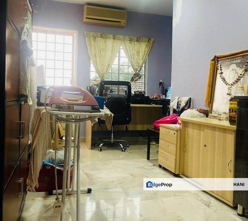 Fully Renovated FREEHOLD Double Storey Sri Gombak | RM100K Reno | Move-In Ready | RM495K Only, Selangor, Batu Caves 