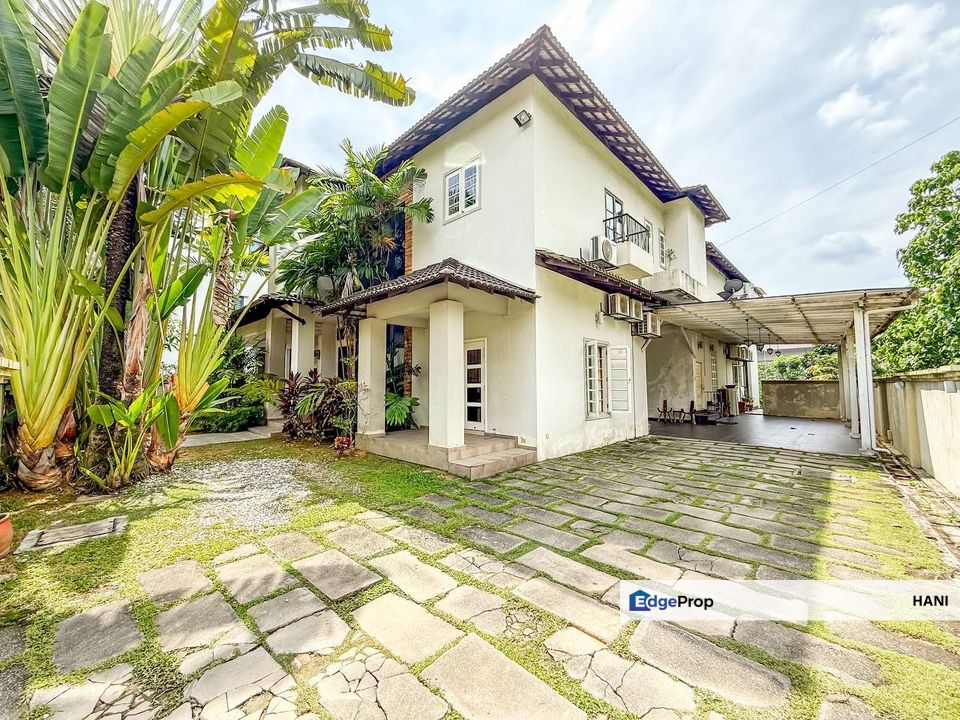 HUGE LAND + POOL — Bungalow Jalan Pekaka, Kota Damansara | RM3.5M, Selangor, Kota Damansara