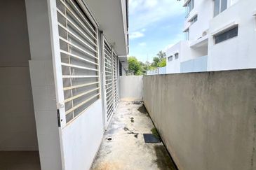 Fairfield Residences, Tropicana Heights