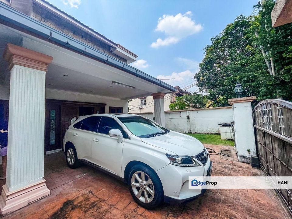 Endlot Semi-D Renovated | Taman Sri Jelok Kajang | RM888K |, Selangor, Kajang