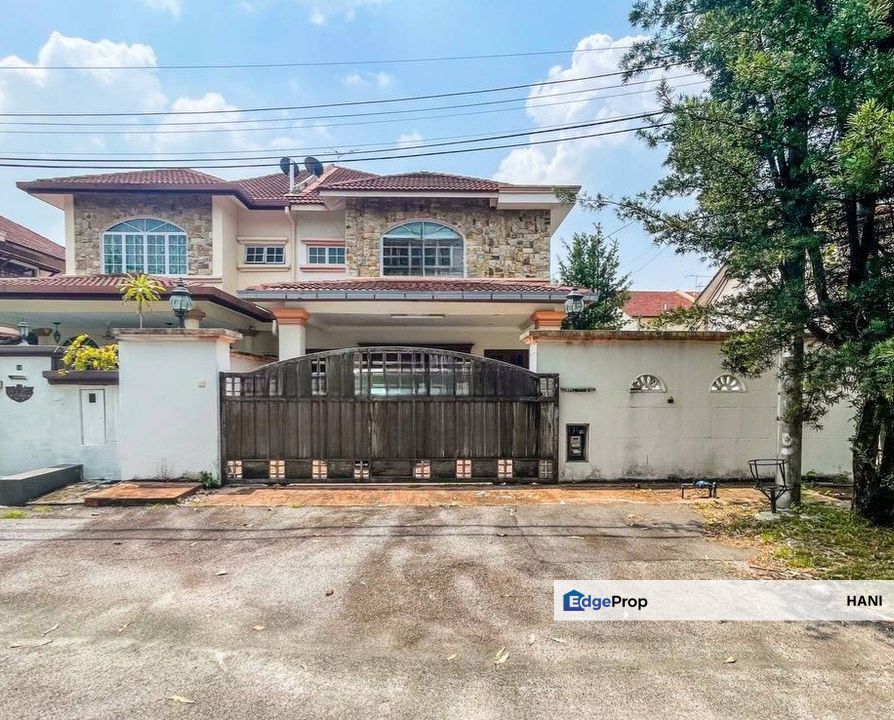 Endlot Semi-D Renovated | Taman Sri Jelok Kajang | RM888K |, Selangor, Kajang
