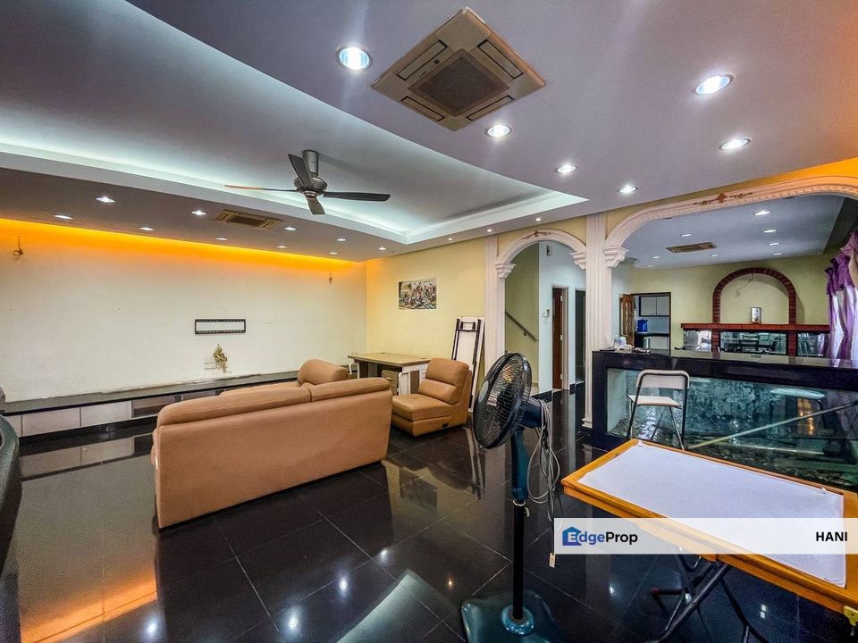 Endlot Semi-D Renovated | Taman Sri Jelok Kajang | RM888K |, Selangor, Kajang