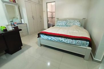 Taman Tasik Semenyih (Lake Residence)