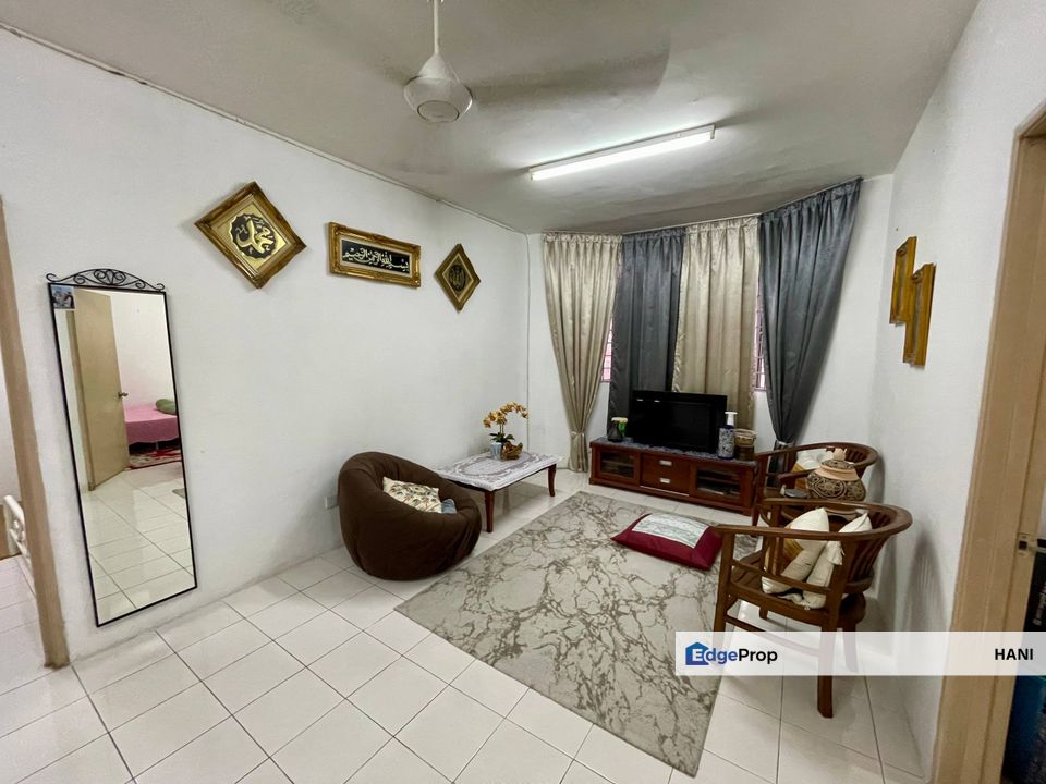 Sri Astana Apartment @ Batu Caves | 4R2B | RM290K, Selangor, Selayang
