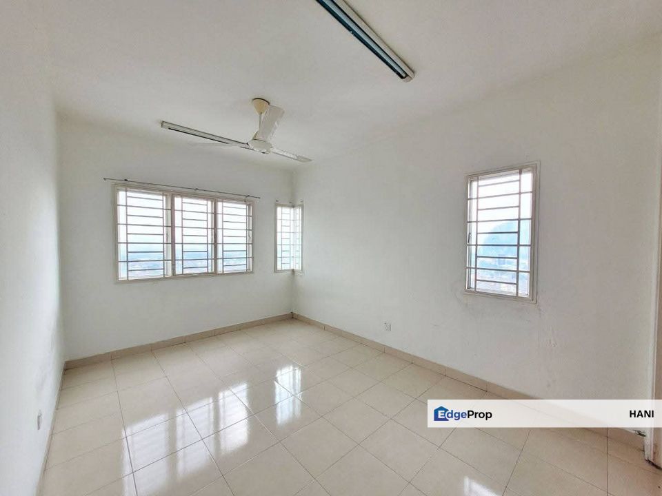 Corner High Floor Banjaria Court Condo Batu Caves | 3R2B | RM360k, Selangor, Batu Caves 