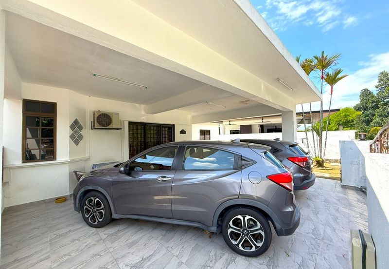 Jalan Suasana, Bandar Tun Hussein Onn