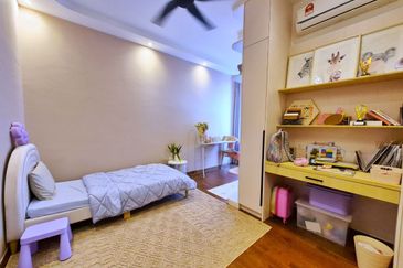 Elmina Green The Eighth @ City of Elmina