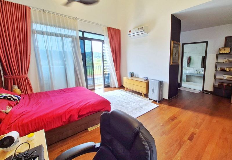 Elmina Green The Eighth @ City of Elmina