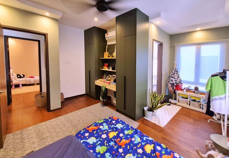 Elmina Green The Eighth @ City of Elmina