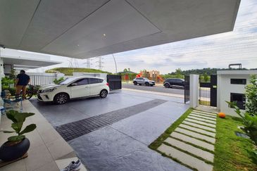 Elmina Green The Eighth @ City of Elmina