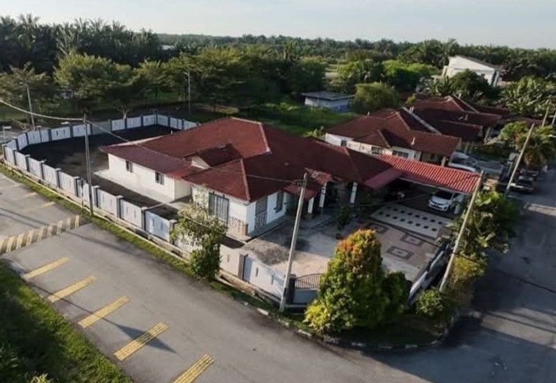 Taman Jenjarom Permai