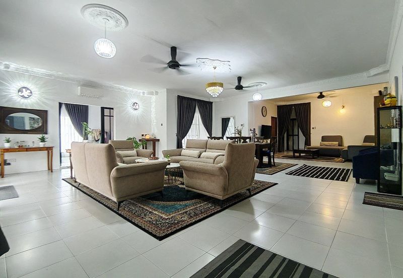 Taman Jenjarom Permai