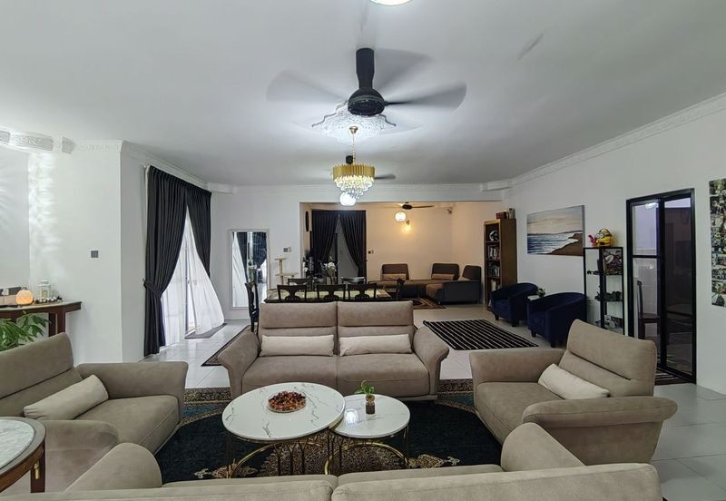 Taman Jenjarom Permai