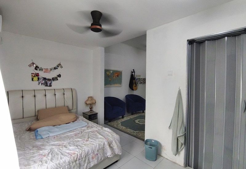 Taman Jenjarom Permai