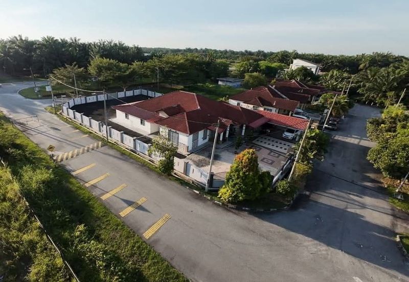 Taman Jenjarom Permai