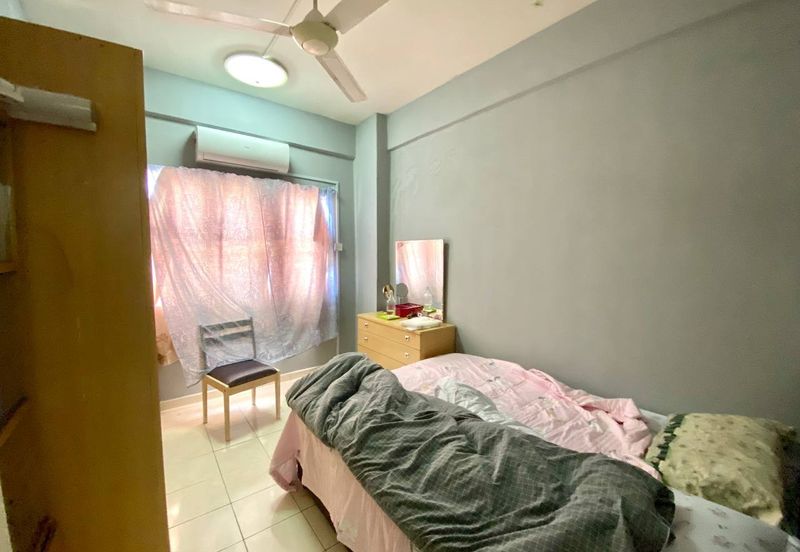 Pangsapuri Damai Mewah B