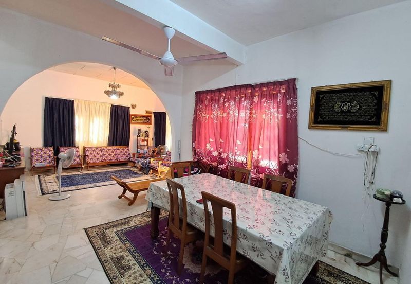 Lorong Bukit Keramat 