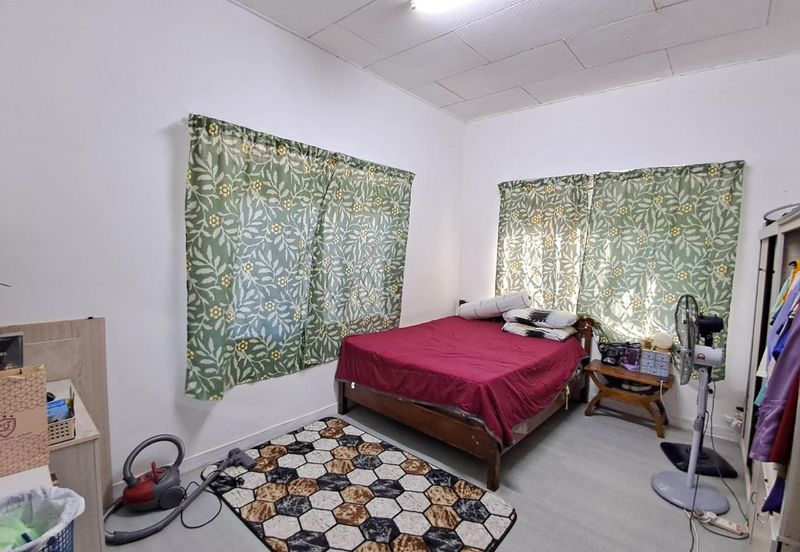 Lorong Bukit Keramat 