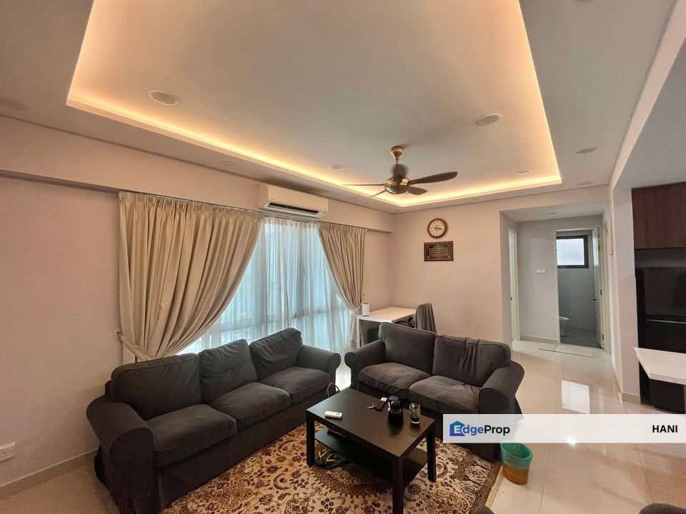 Lake Point Residence, Cyberjaya | Renovated | 2 Car Parks, Selangor, Cyberjaya