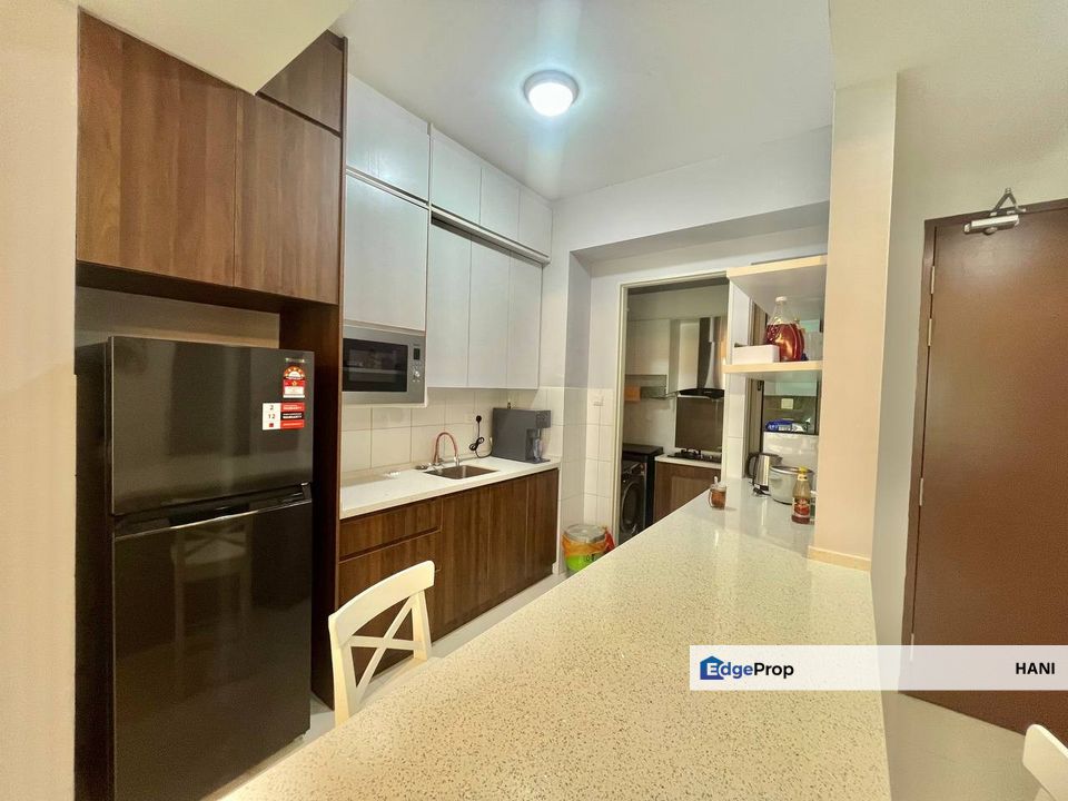 Lake Point Residence, Cyberjaya | Renovated | 2 Car Parks, Selangor, Cyberjaya