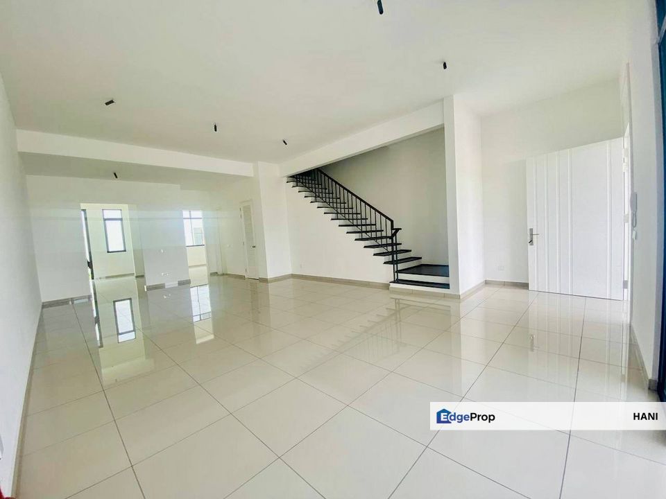 2 Storey Terrace Mellowood Eco Majestic Semenyih | 22x70 | 4R4B | Facing North , Selangor, Semenyih