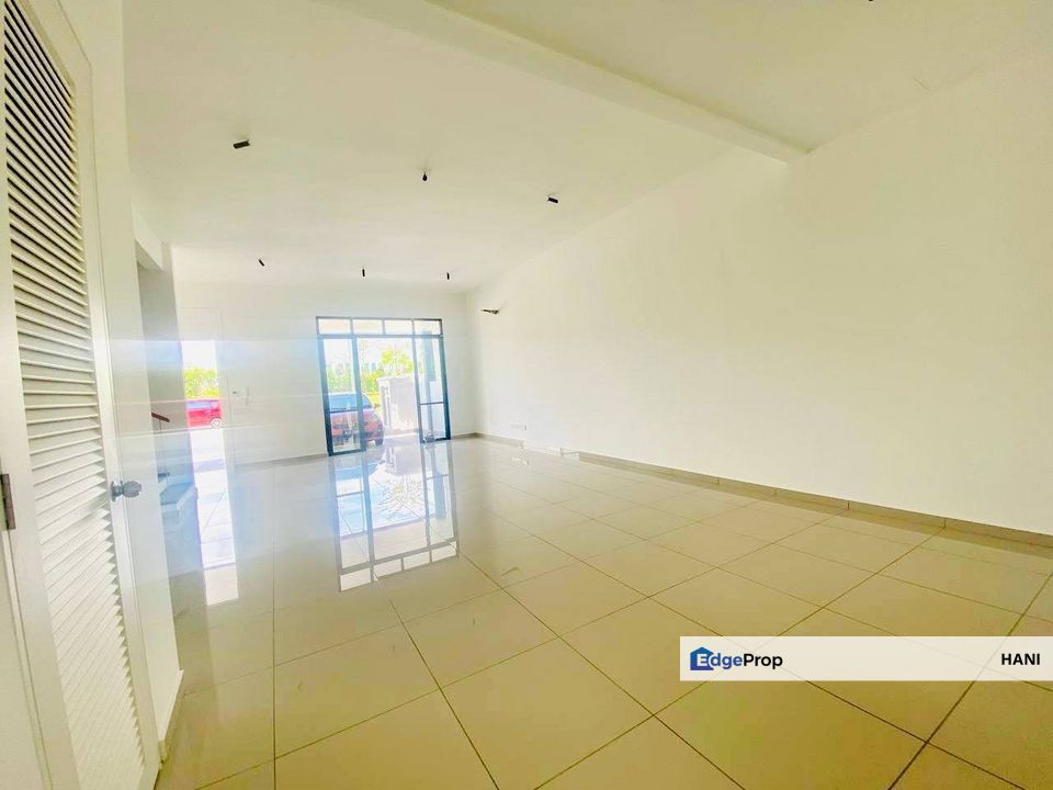 2 Storey Terrace Mellowood Eco Majestic Semenyih | 22x70 | 4R4B | Facing North , Selangor, Semenyih