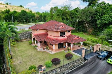 Sungai Buloh Country Resort
