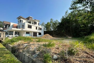 Bungalow Land Taman Taming Mutiara Bandar Sungai Long