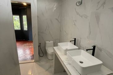 Seksyen 8, Shah Alam