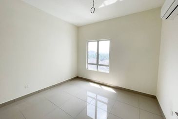 Brand New Unit Miro 2 Residence Taman Kajang Putra, Kajang