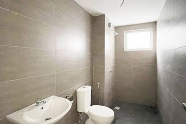 Brand New Unit Miro 2 Residence Taman Kajang Putra, Kajang