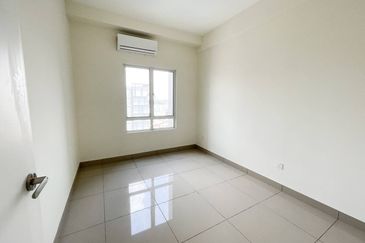 Brand New Unit Miro 2 Residence Taman Kajang Putra, Kajang