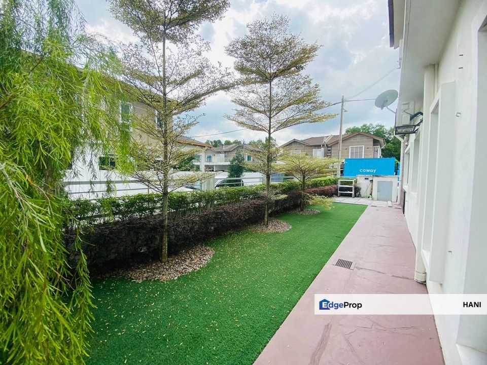 Double Storey Semi D Taman Desiran Bayu Puchong, Selangor, Puchong