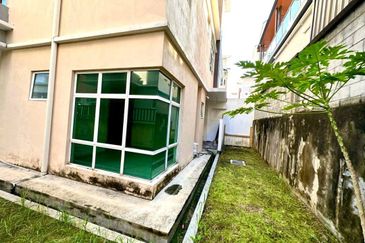 Bandar Tun Hussein Onn