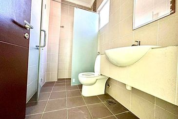 Bandar Tun Hussein Onn