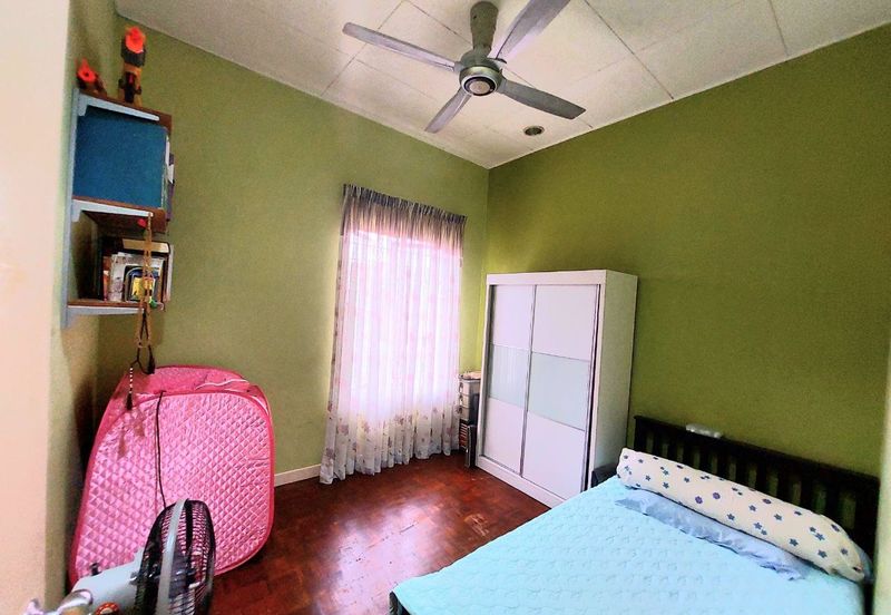 Seksyen 6 @ Bandar Bukit Mahkota