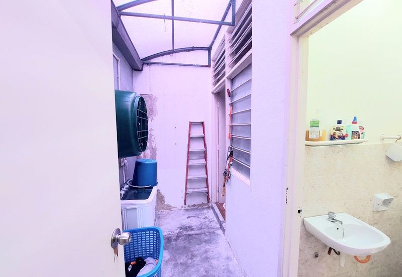 Seksyen 6 @ Bandar Bukit Mahkota