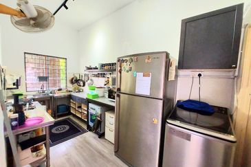 Seksyen 6 @ Bandar Bukit Mahkota