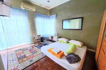 Seksyen 6 @ Bandar Bukit Mahkota