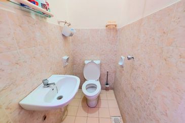 Seksyen 6 @ Bandar Bukit Mahkota