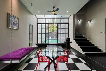 3.5 Storey Bungalow Country Heights Damansara KL