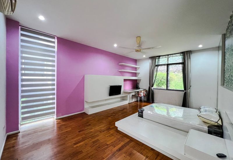 3.5 Storey Bungalow Country Heights Damansara KL