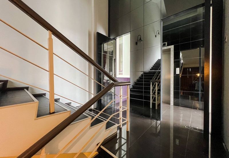 3.5 Storey Bungalow Country Heights Damansara KL